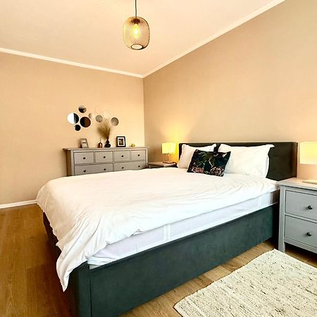 Kasper Coresi Mall - Rise Private Apartments & Suites Brasov Ngoại thất bức ảnh