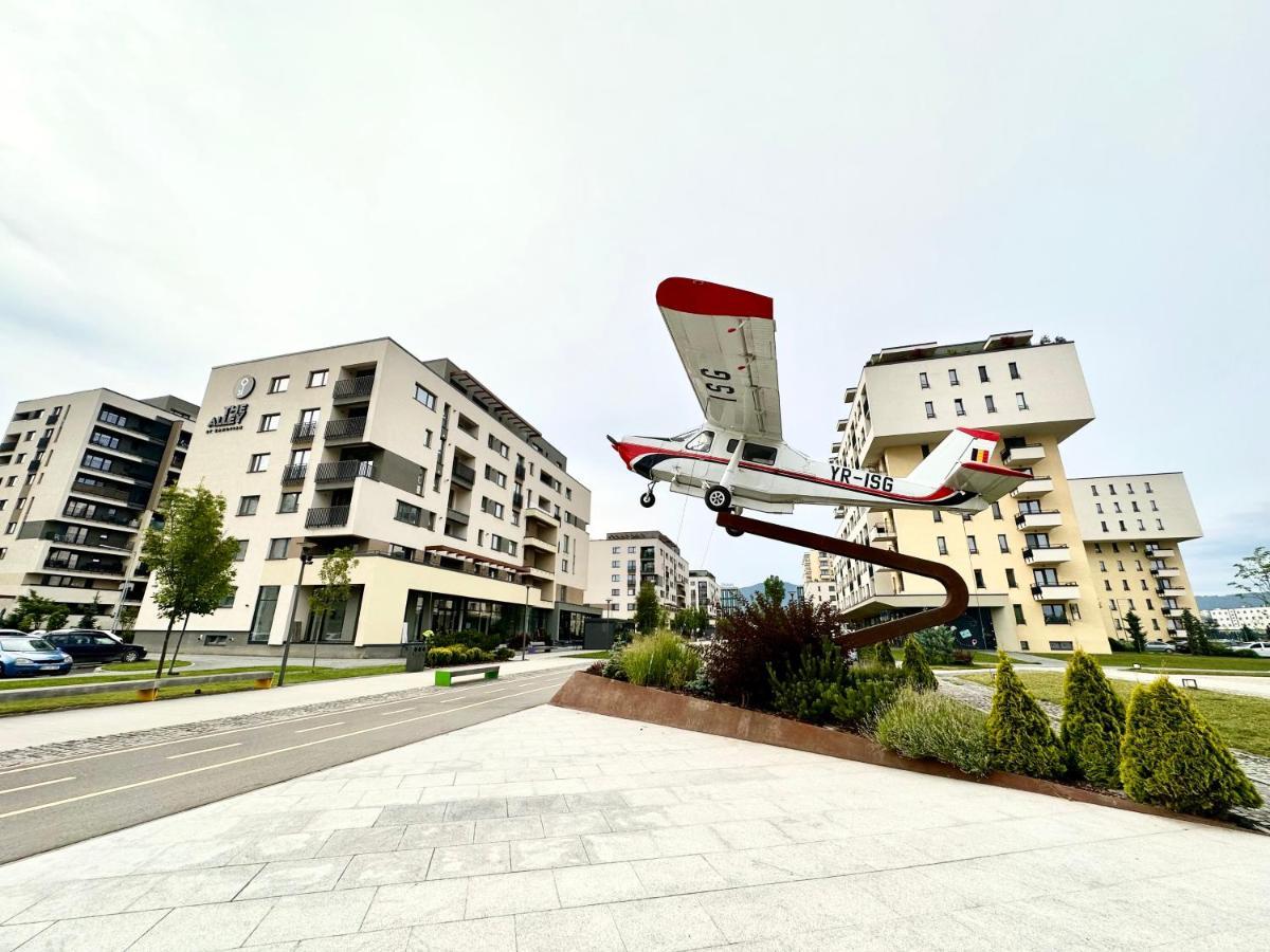 Kasper Coresi Mall - Rise Private Apartments & Suites Brasov Ngoại thất bức ảnh