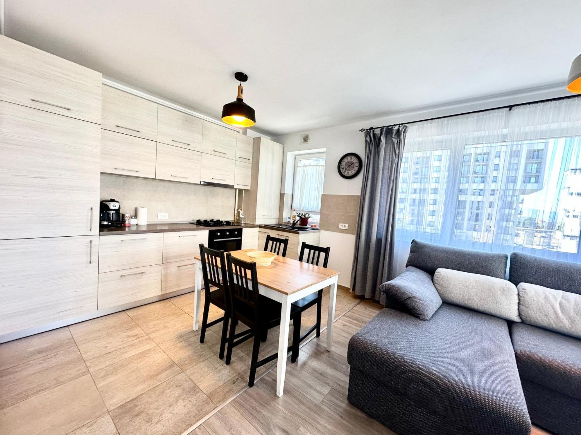 Kasper Coresi Mall - Rise Private Apartments & Suites Brasov Ngoại thất bức ảnh