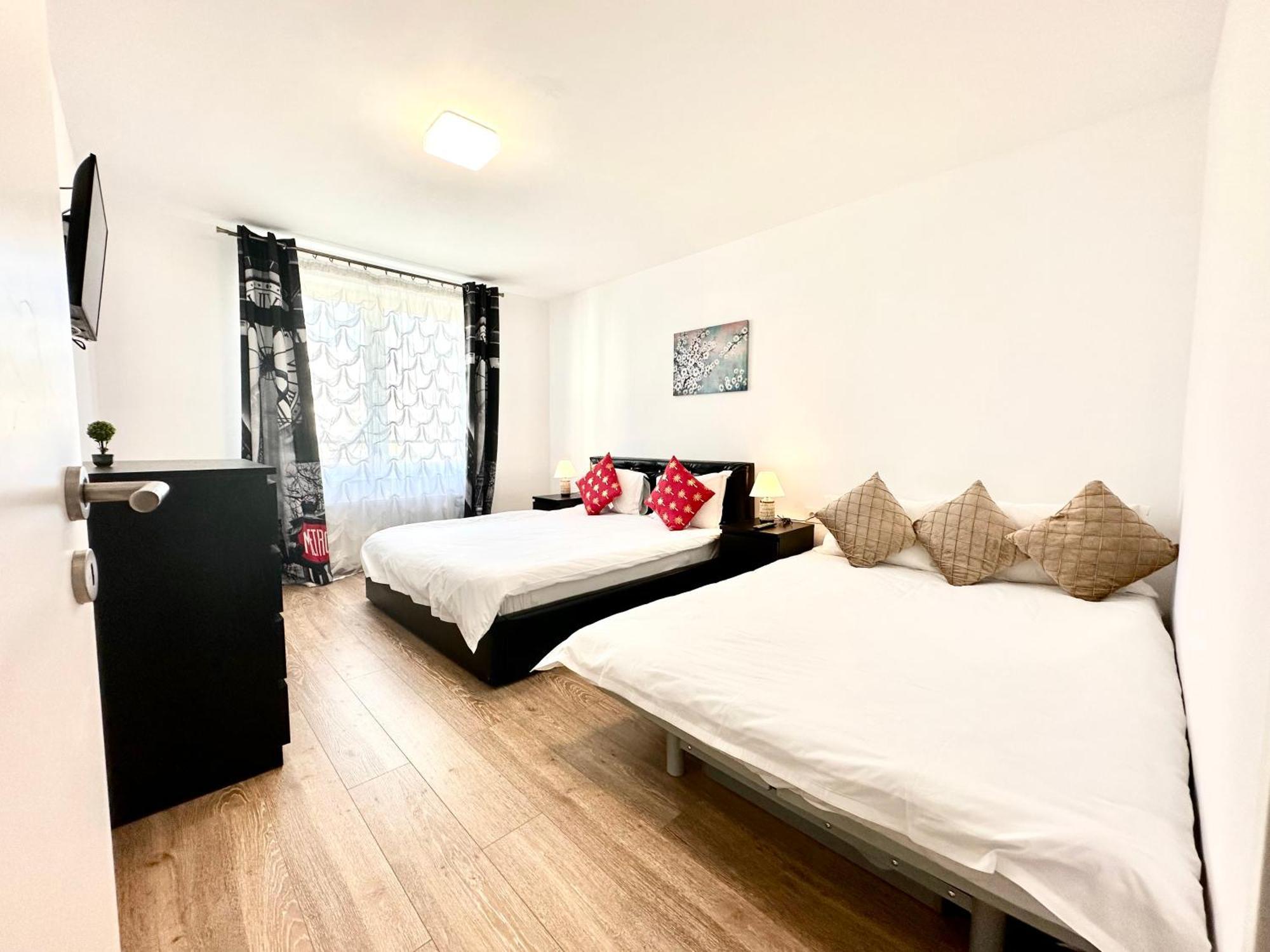 Kasper Coresi Mall - Rise Private Apartments & Suites Brasov Ngoại thất bức ảnh