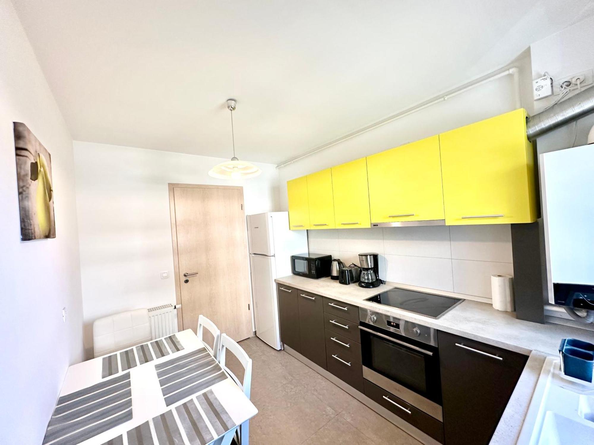 Kasper Coresi Mall - Rise Private Apartments & Suites Brasov Ngoại thất bức ảnh