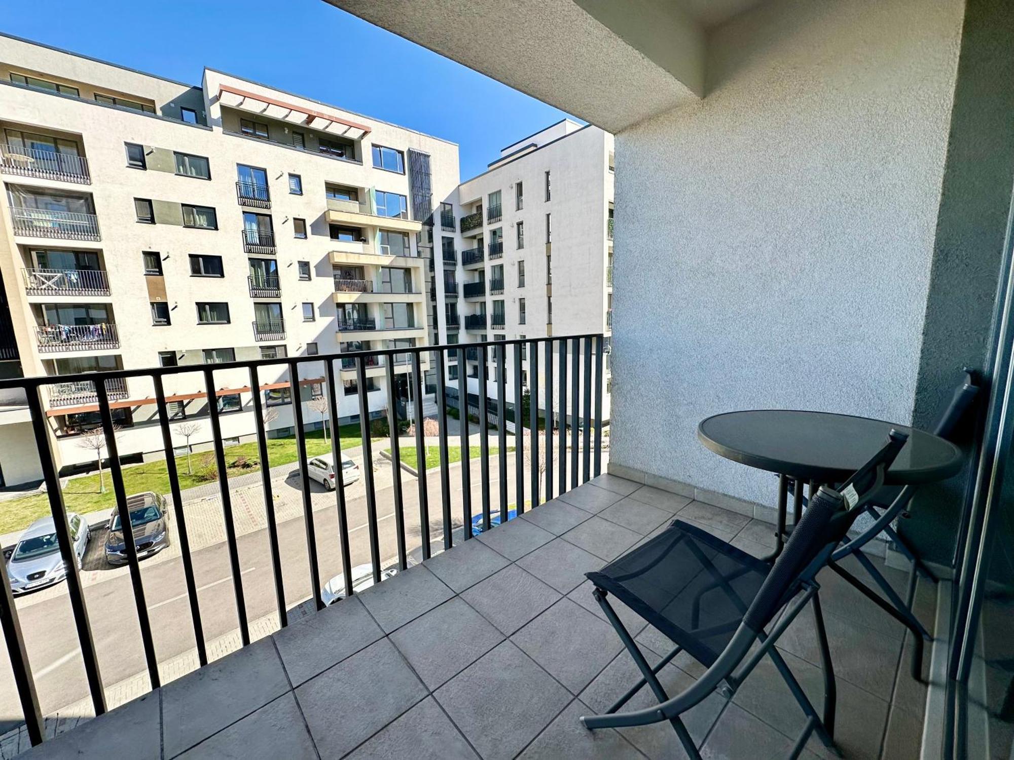 Kasper Coresi Mall - Rise Private Apartments & Suites Brasov Ngoại thất bức ảnh