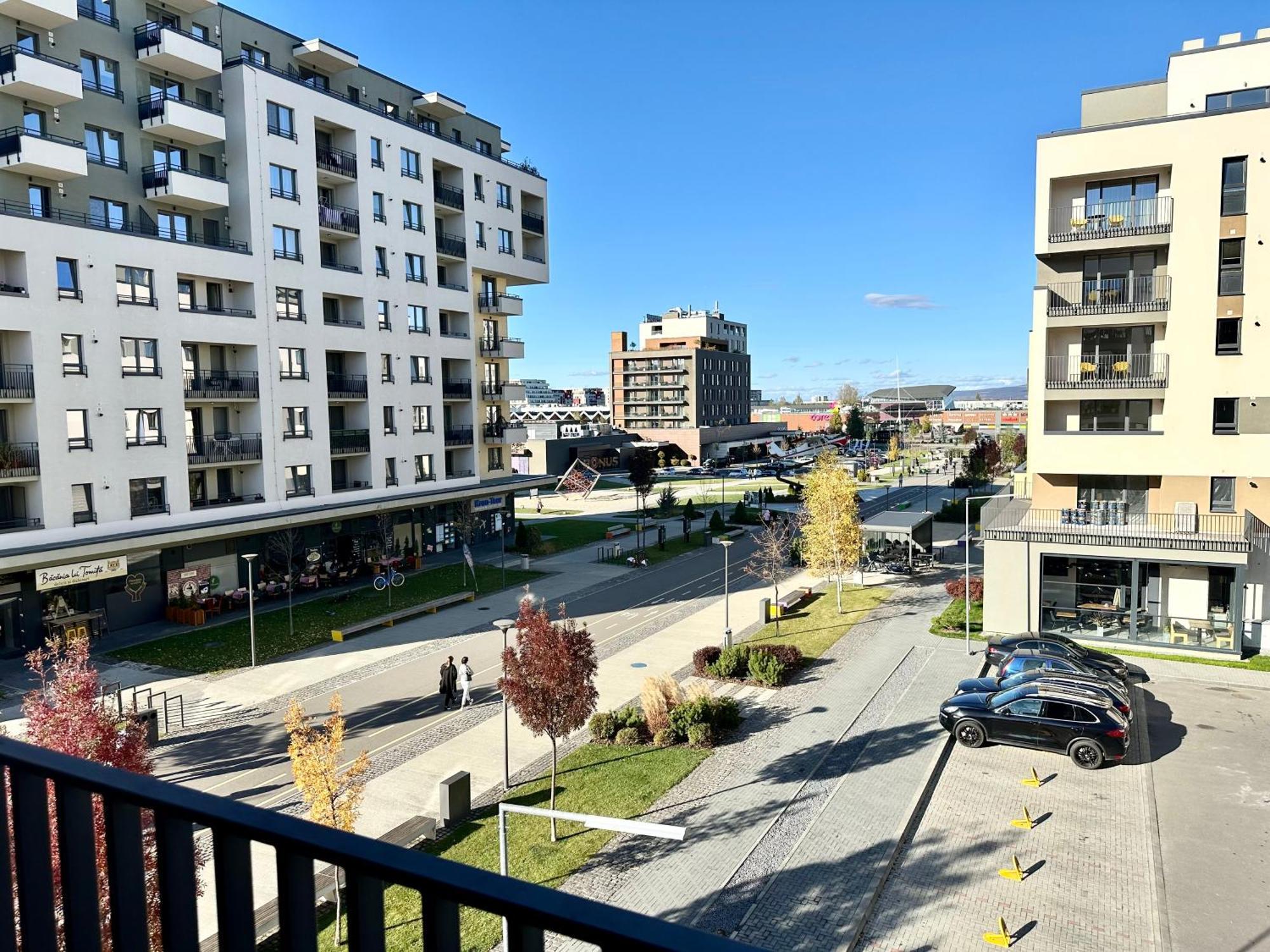 Kasper Coresi Mall - Rise Private Apartments & Suites Brasov Phòng bức ảnh