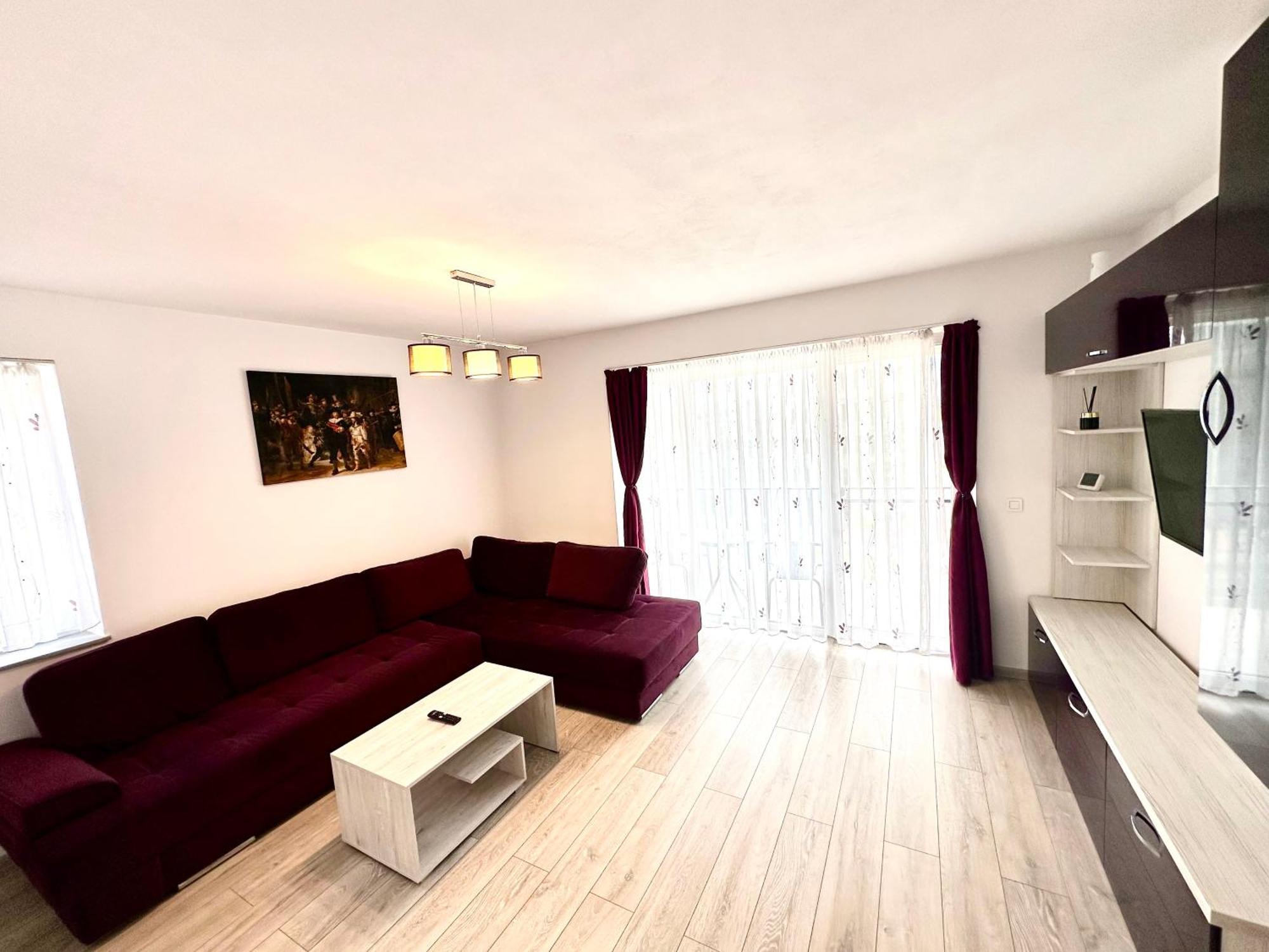 Kasper Coresi Mall - Rise Private Apartments & Suites Brasov Ngoại thất bức ảnh