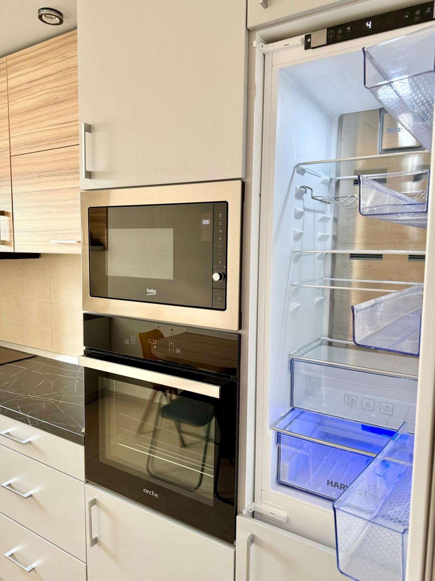 Kasper Coresi Mall - Rise Private Apartments & Suites Brasov Ngoại thất bức ảnh